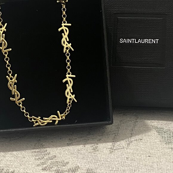 Chic Saint Laurent Gold  Necklace - Picture 1 of 4